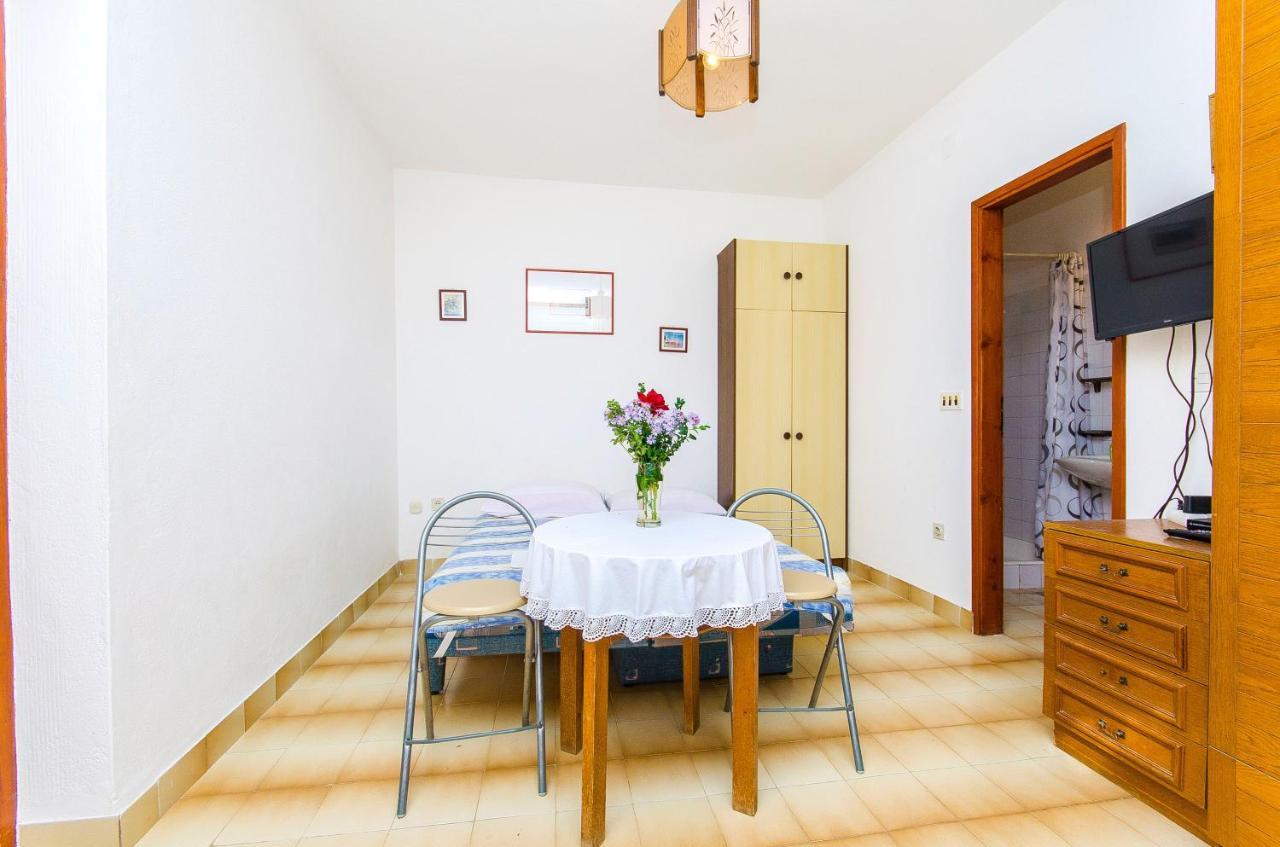 Apartments By The Sea Pisak, Omis - 2802 Extérieur photo